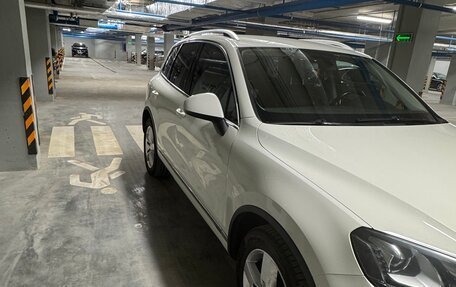 Volkswagen Touareg III, 2011 год, 3 000 000 рублей, 12 фотография