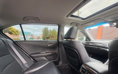 Honda Accord IX рестайлинг, 2015 год, 1 950 000 рублей, 10 фотография