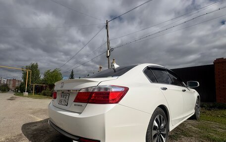 Honda Accord IX рестайлинг, 2015 год, 1 950 000 рублей, 3 фотография