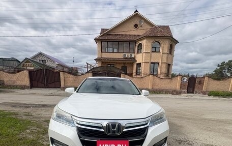 Honda Accord IX рестайлинг, 2015 год, 1 950 000 рублей, 5 фотография
