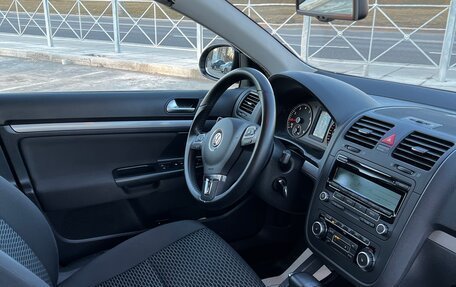 Volkswagen Jetta VI, 2010 год, 800 000 рублей, 9 фотография