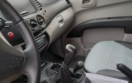 Mitsubishi L200 IV рестайлинг, 2011 год, 1 400 000 рублей, 2 фотография