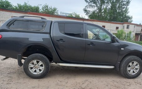 Mitsubishi L200 IV рестайлинг, 2011 год, 1 400 000 рублей, 4 фотография