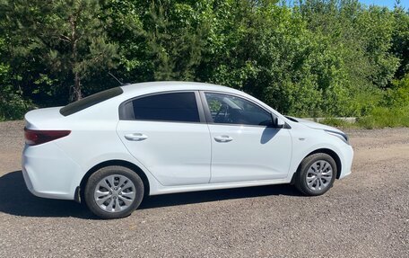 KIA Rio IV, 2018 год, 1 470 000 рублей, 4 фотография