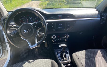KIA Rio IV, 2018 год, 1 470 000 рублей, 6 фотография