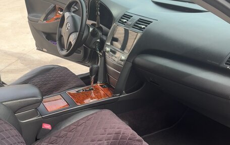 Toyota Camry, 2008 год, 1 350 000 рублей, 8 фотография