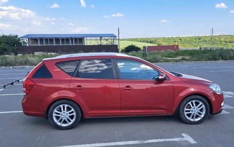 KIA cee'd I рестайлинг, 2010 год, 820 000 рублей, 8 фотография