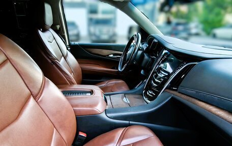 Cadillac Escalade IV, 2018 год, 5 300 000 рублей, 8 фотография