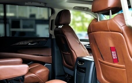Cadillac Escalade IV, 2018 год, 5 300 000 рублей, 7 фотография
