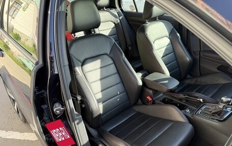 Volkswagen Golf GTI VII, 2019 год, 2 700 000 рублей, 13 фотография