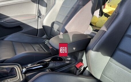 Volkswagen Golf GTI VII, 2019 год, 2 700 000 рублей, 20 фотография