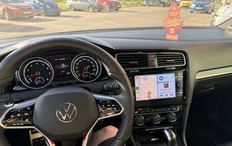 Volkswagen Golf GTI VII, 2019 год, 2 700 000 рублей, 21 фотография