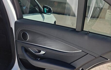 Mercedes-Benz E-Класс, 2020 год, 4 350 000 рублей, 11 фотография