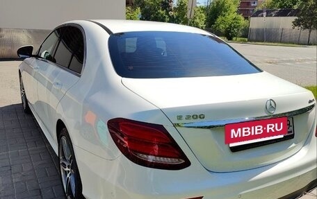 Mercedes-Benz E-Класс, 2020 год, 4 350 000 рублей, 7 фотография