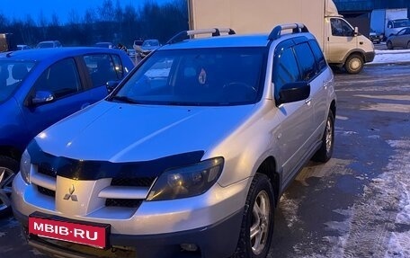 Mitsubishi Outlander III рестайлинг 3, 2003 год, 650 000 рублей, 23 фотография