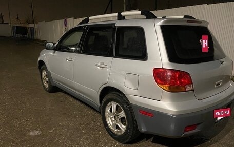 Mitsubishi Outlander III рестайлинг 3, 2003 год, 650 000 рублей, 18 фотография