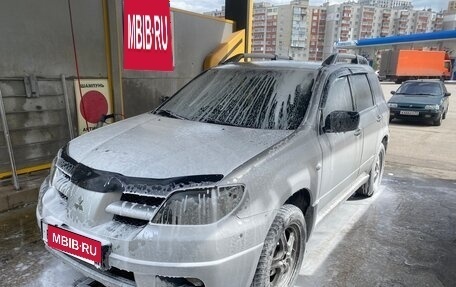 Mitsubishi Outlander III рестайлинг 3, 2003 год, 650 000 рублей, 25 фотография