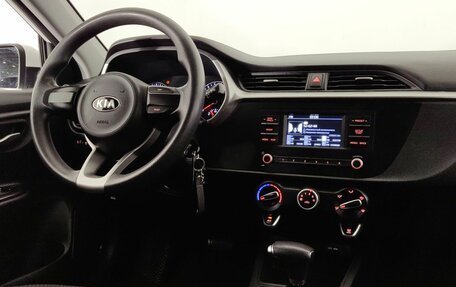 KIA Rio IV, 2021 год, 1 242 800 рублей, 9 фотография
