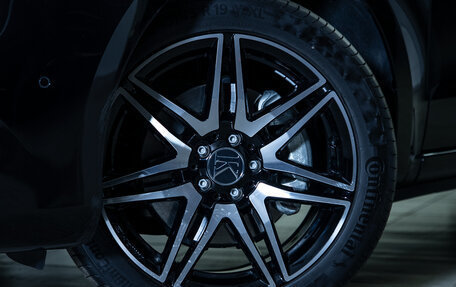 Mercedes-Benz V-Класс, 2023 год, 27 900 000 рублей, 4 фотография