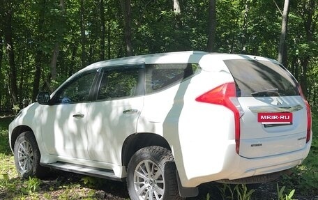 Mitsubishi Pajero Sport III рестайлинг, 2017 год, 2 800 000 рублей, 3 фотография