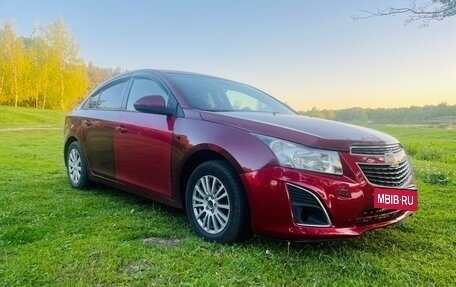 Chevrolet Cruze II, 2010 год, 497 000 рублей, 3 фотография