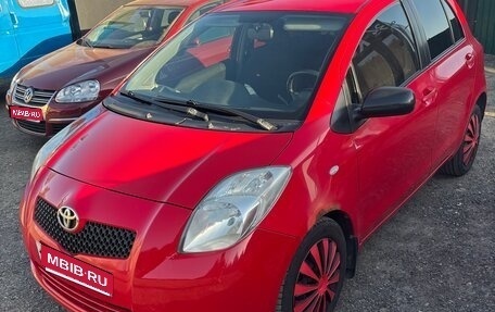 Toyota Yaris III рестайлинг, 2008 год, 470 000 рублей, 1 фотография