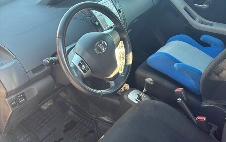 Toyota Yaris III рестайлинг, 2008 год, 470 000 рублей, 6 фотография