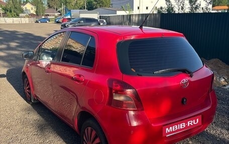 Toyota Yaris III рестайлинг, 2008 год, 470 000 рублей, 4 фотография