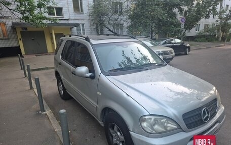 Mercedes-Benz M-Класс, 2000 год, 850 000 рублей, 2 фотография