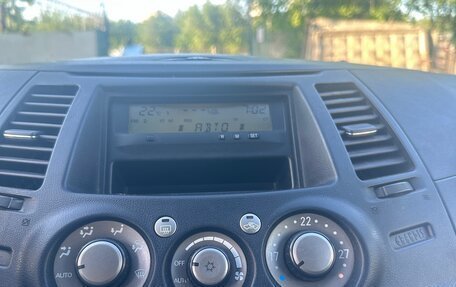Mitsubishi Grandis, 2007 год, 680 000 рублей, 14 фотография