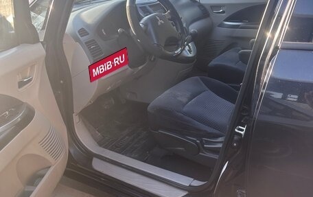 Mitsubishi Grandis, 2007 год, 680 000 рублей, 28 фотография