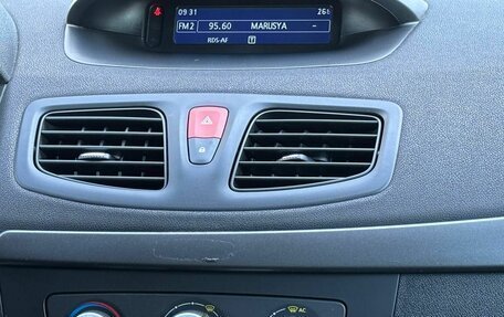 Renault Megane III, 2015 год, 925 000 рублей, 18 фотография