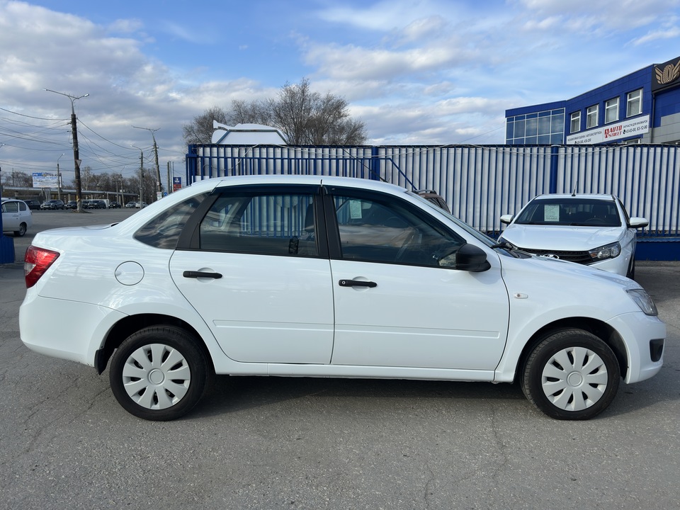 ВАЗ (LADA) Granta I, 2017 год, 600 000 рублей, 4 фотография