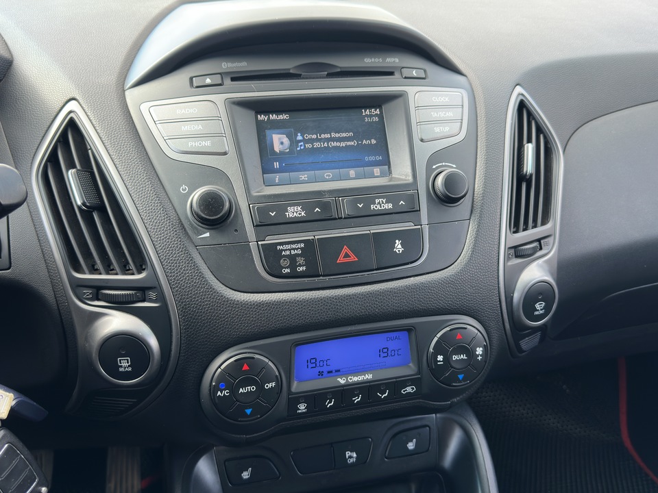 Hyundai ix35 I рестайлинг, 2014 год, 1 300 000 рублей, 15 фотография