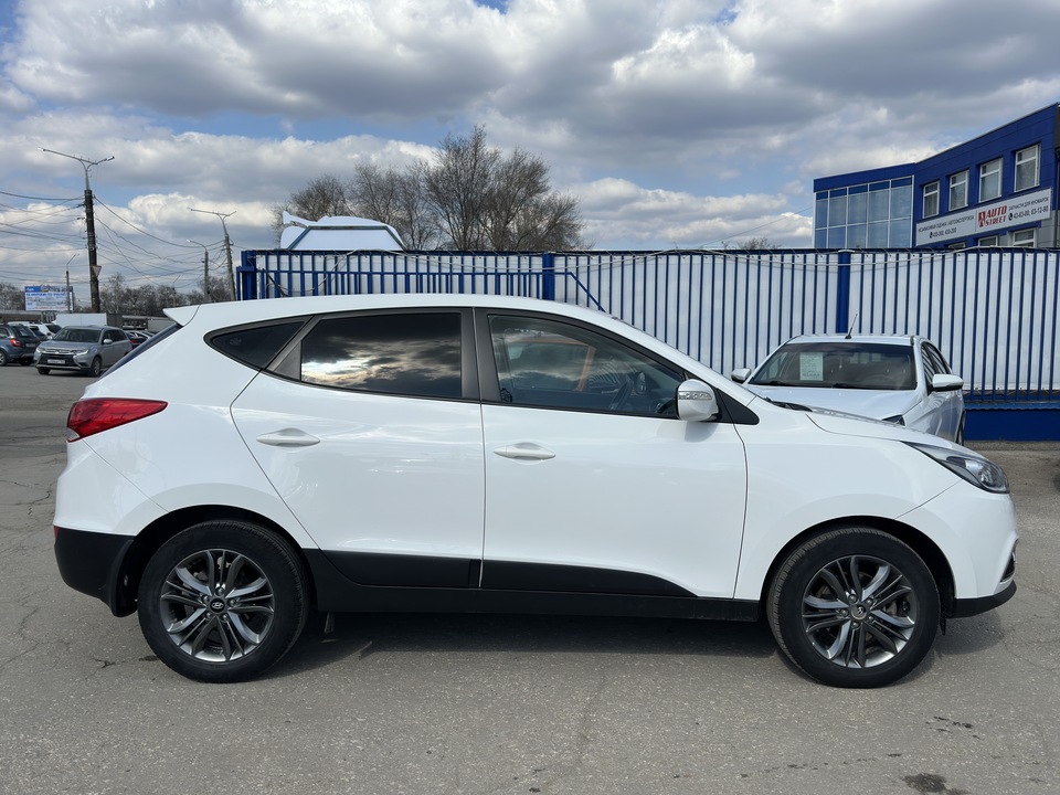 Hyundai ix35 I рестайлинг, 2014 год, 1 300 000 рублей, 4 фотография