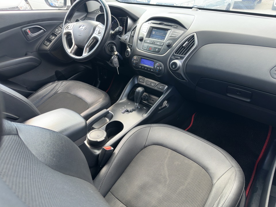 Hyundai ix35 I рестайлинг, 2014 год, 1 300 000 рублей, 19 фотография