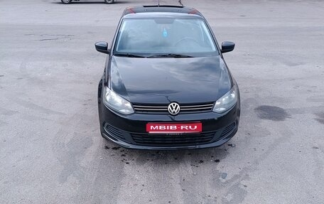 Volkswagen Polo VI (EU Market), 2013 год, 760 000 рублей, 1 фотография