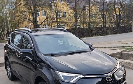 Toyota RAV4, 2019 год, 2 600 000 рублей, 1 фотография