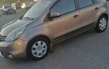 Nissan Note II рестайлинг, 2011 год, 550 000 рублей, 1 фотография