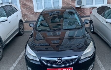 Opel Astra J, 2012 год, 650 000 рублей, 1 фотография