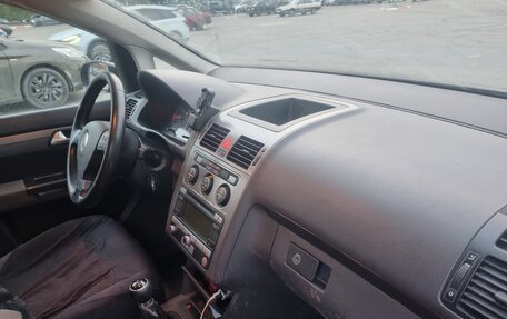Volkswagen Touran III, 2007 год, 790 000 рублей, 4 фотография