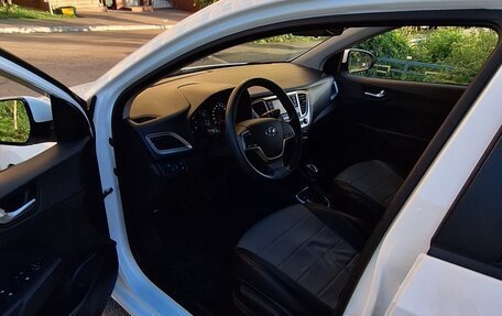 Hyundai Solaris II рестайлинг, 2021 год, 1 500 000 рублей, 9 фотография