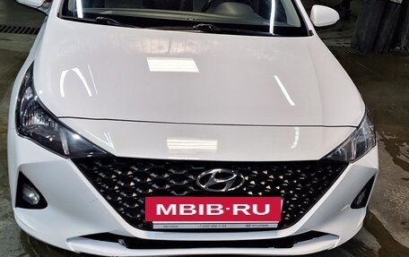 Hyundai Solaris II рестайлинг, 2021 год, 1 500 000 рублей, 20 фотография