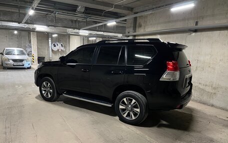 Toyota Land Cruiser Prado 150 рестайлинг 2, 2010 год, 3 250 000 рублей, 10 фотография