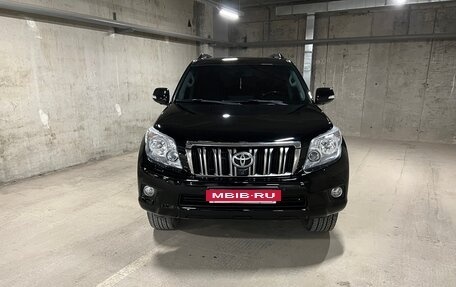 Toyota Land Cruiser Prado 150 рестайлинг 2, 2010 год, 3 250 000 рублей, 15 фотография
