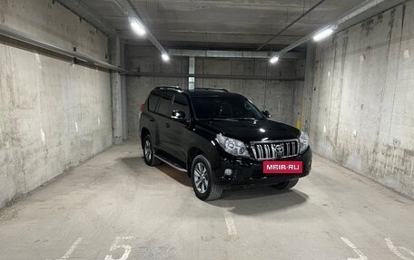 Toyota Land Cruiser Prado 150 рестайлинг 2, 2010 год, 3 250 000 рублей, 16 фотография