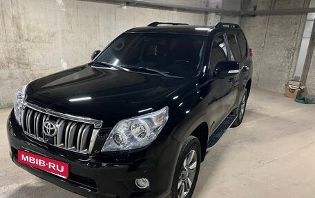 Toyota Land Cruiser Prado 150 рестайлинг 2, 2010 год, 3 250 000 рублей, 12 фотография