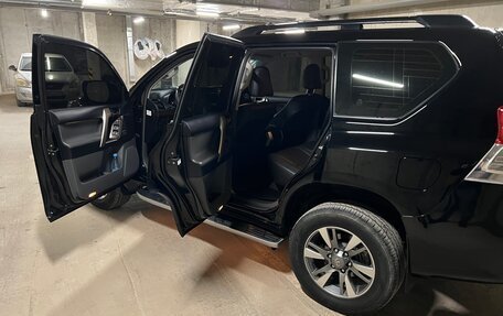 Toyota Land Cruiser Prado 150 рестайлинг 2, 2010 год, 3 250 000 рублей, 21 фотография