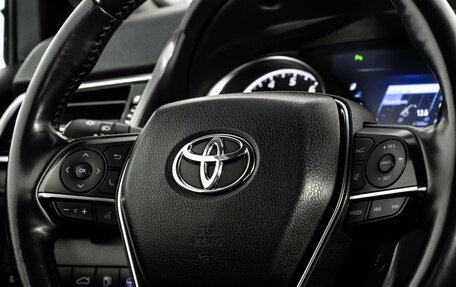 Toyota Camry, 2018 год, 2 749 000 рублей, 16 фотография
