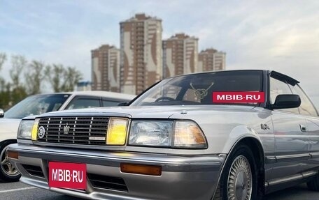 Toyota Crown, 1991 год, 1 350 000 рублей, 2 фотография